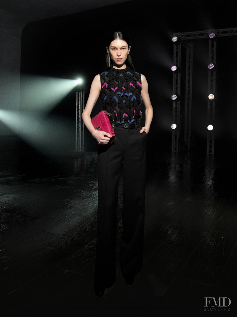 Shiatzy Chen fashion show for Autumn/Winter 2022