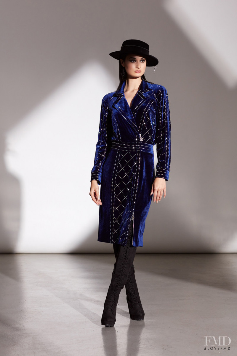 Tadashi Shoji lookbook for Autumn/Winter 2022