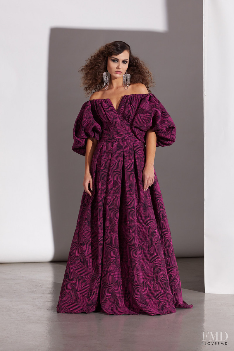 Tadashi Shoji lookbook for Autumn/Winter 2022