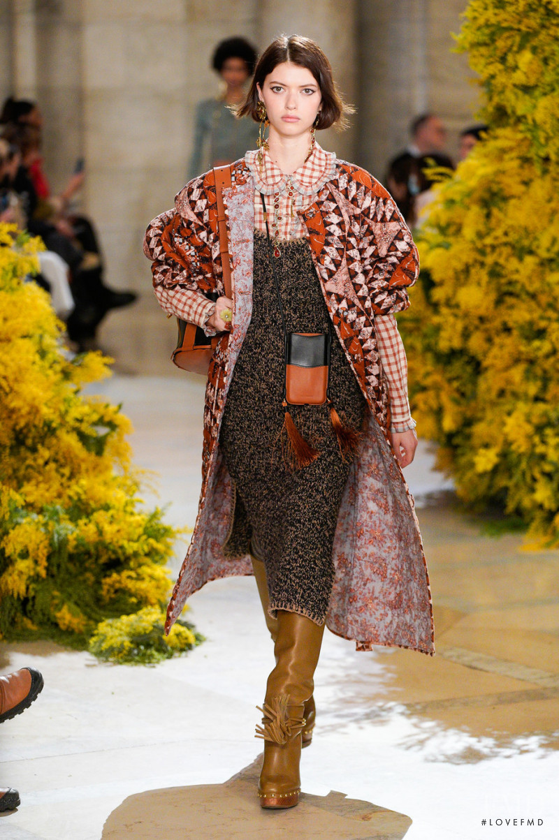Valerie Scherzinger featured in  the Ulla Johnson fashion show for Autumn/Winter 2022