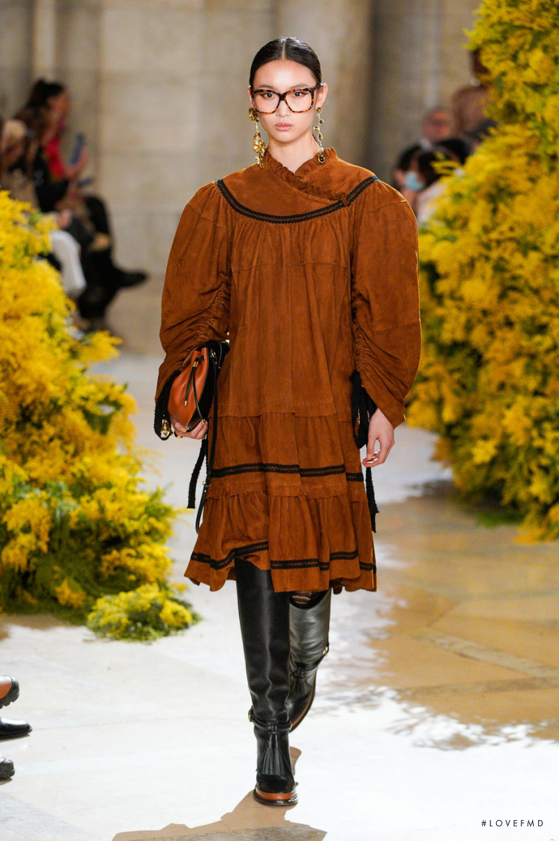 Tinglei Liu featured in  the Ulla Johnson fashion show for Autumn/Winter 2022