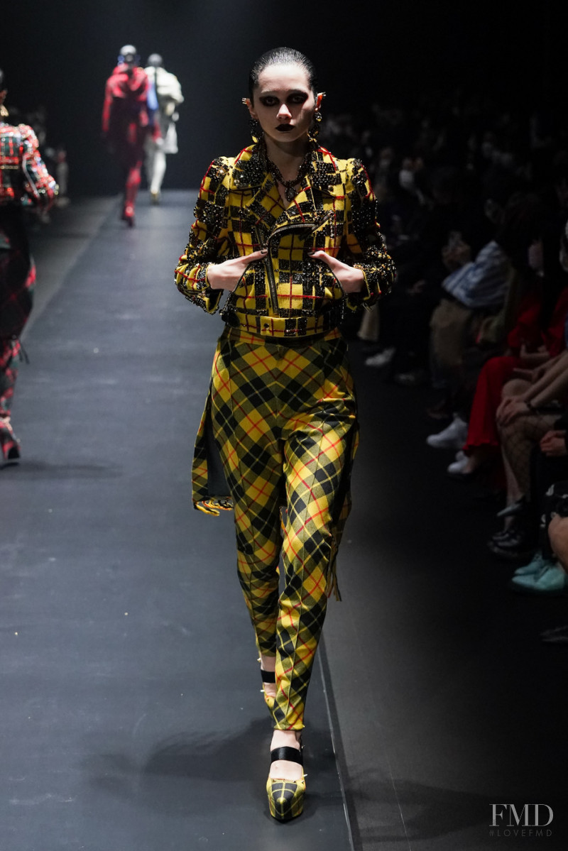 Undercover Cold Flame fashion show for Autumn/Winter 2022