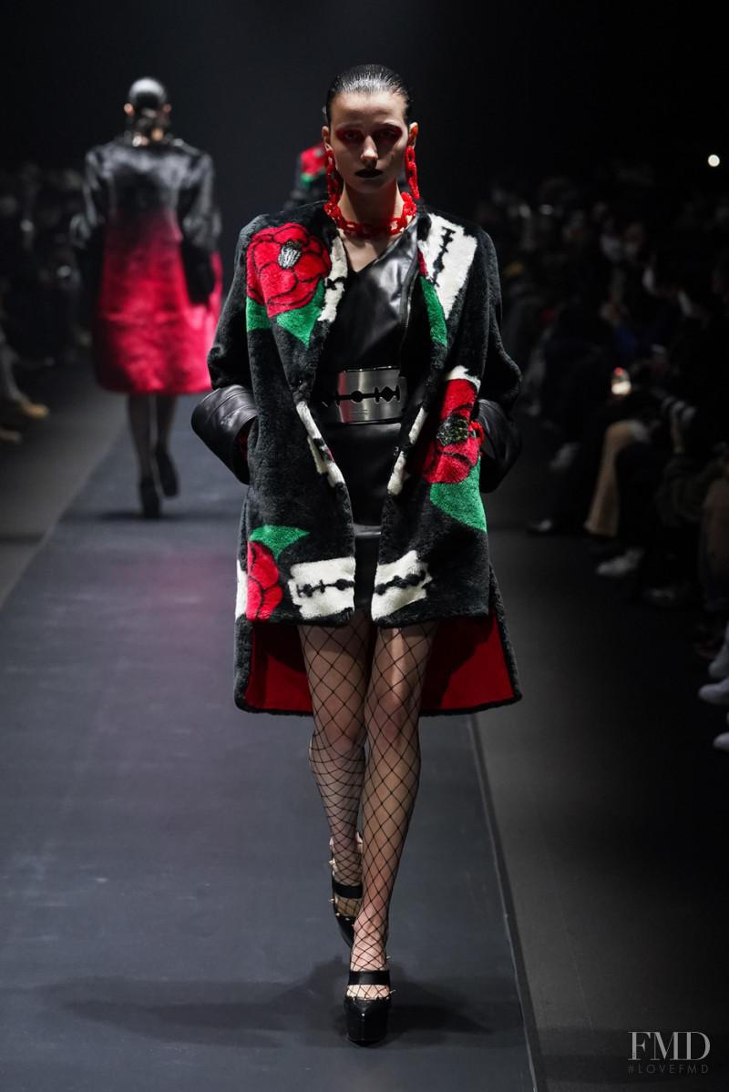 Undercover Cold Flame fashion show for Autumn/Winter 2022