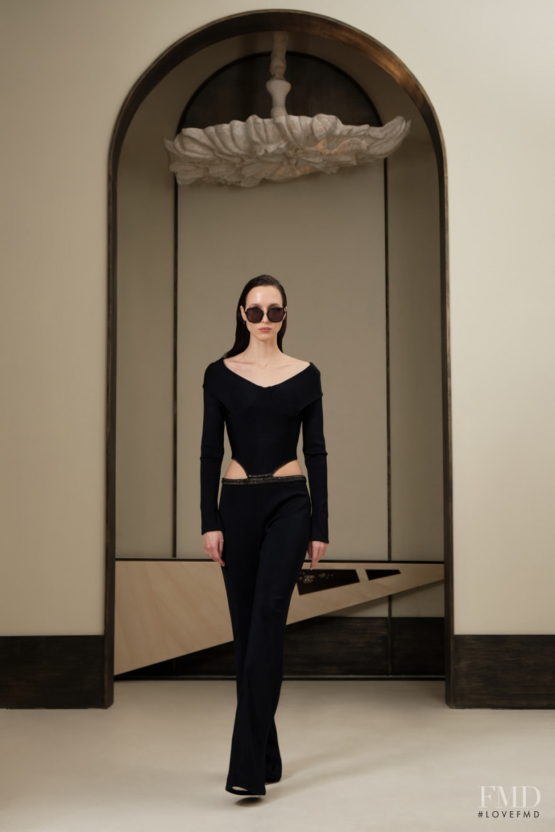 Valentin Yudashkin fashion show for Autumn/Winter 2022