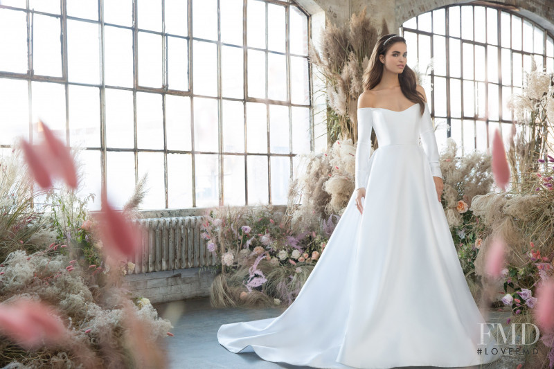 Robin Holzken featured in  the JLM Couture lookbook for Fall 2019