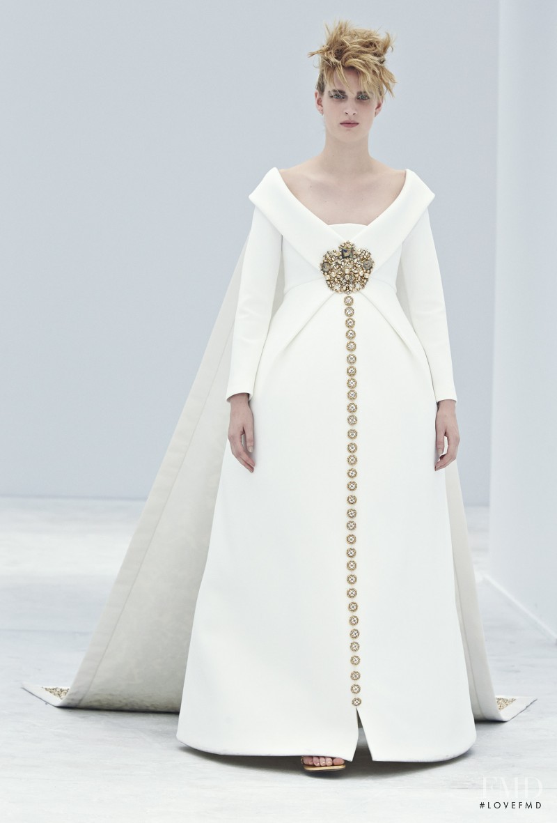 Ashleigh Good featured in  the Chanel Haute Couture fashion show for Autumn/Winter 2014