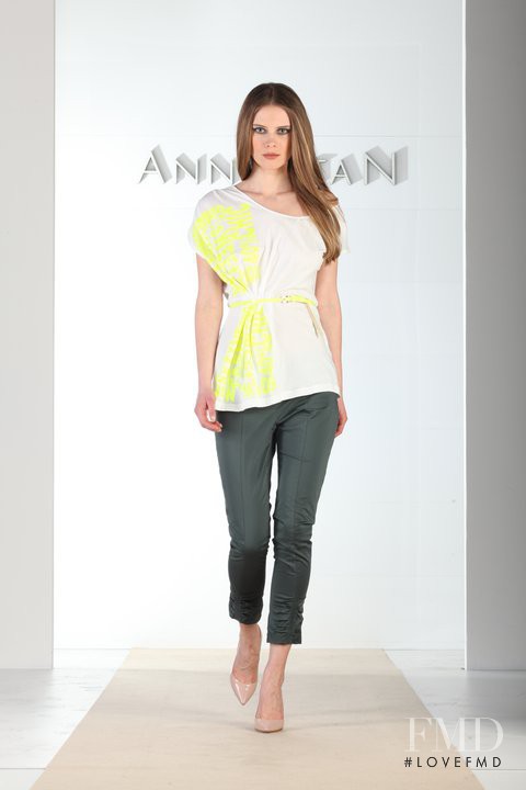 Anna Rita N. lookbook for Spring/Summer 2011