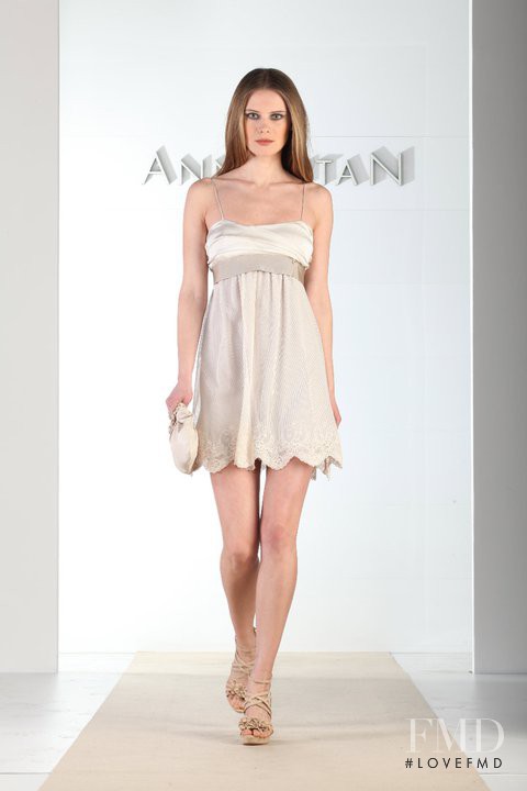 Anna Rita N. lookbook for Spring/Summer 2011