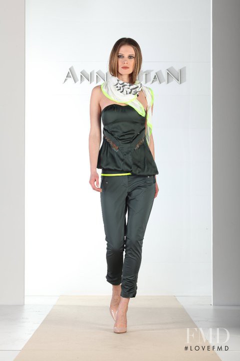 Anna Rita N. lookbook for Spring/Summer 2011