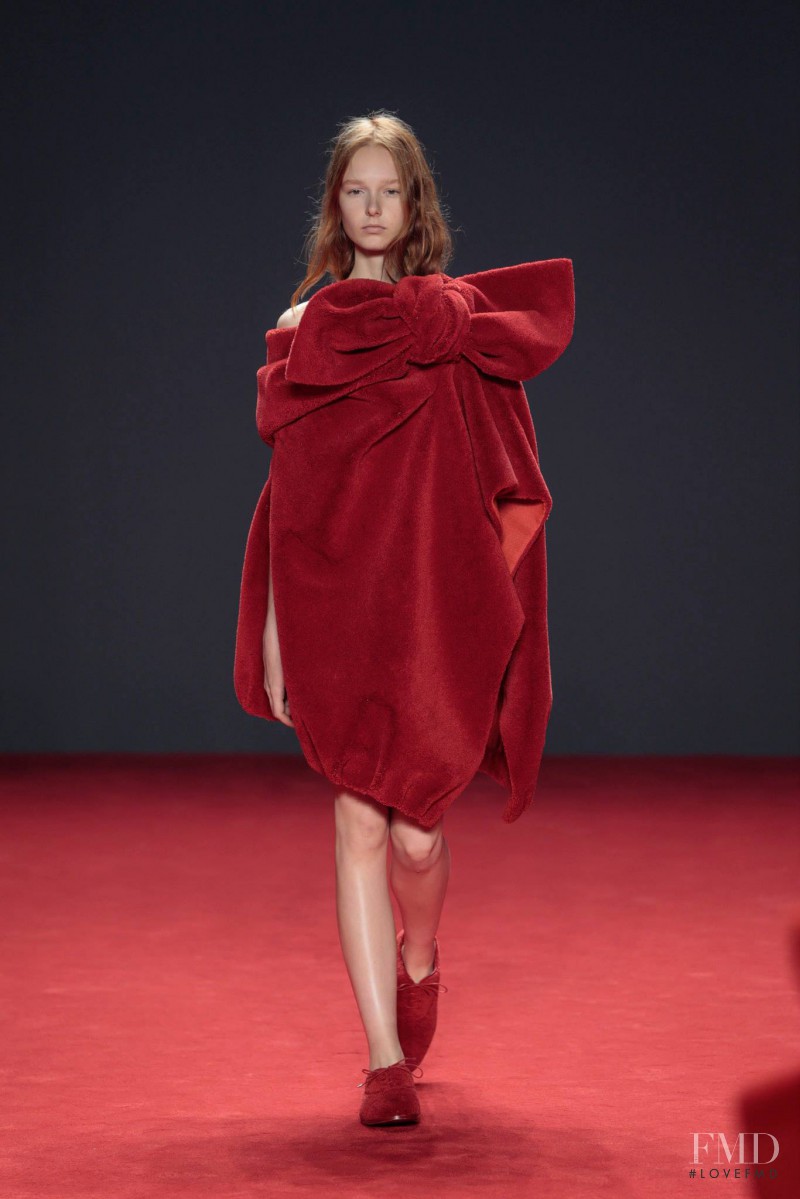 Grace Simmons featured in  the Viktor & Rolf fashion show for Autumn/Winter 2014