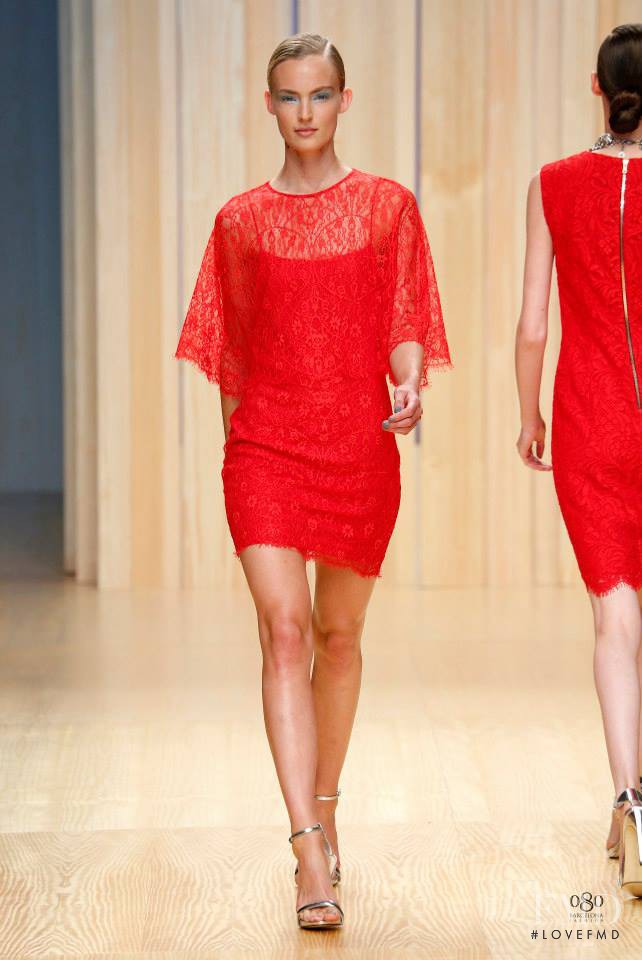 Justicia Ruano fashion show for Spring/Summer 2015