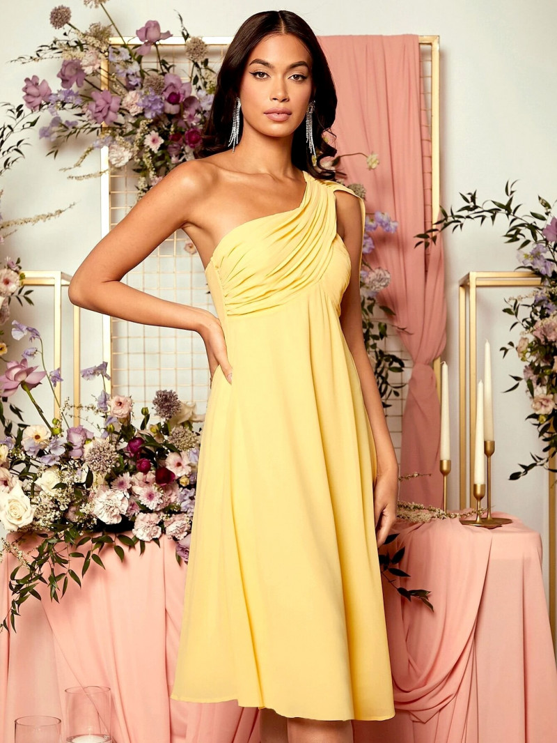 Rona Mahal featured in  the Shein catalogue for Summer 2022
