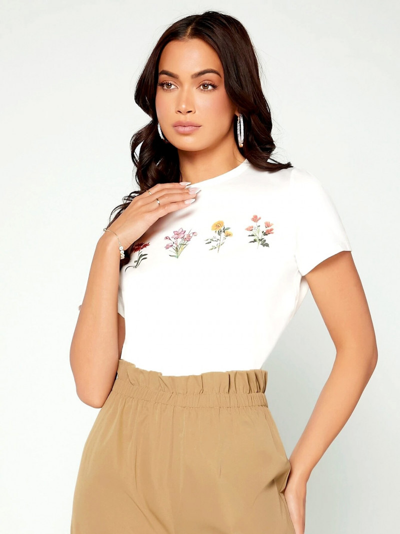 Rona Mahal featured in  the Shein catalogue for Summer 2022
