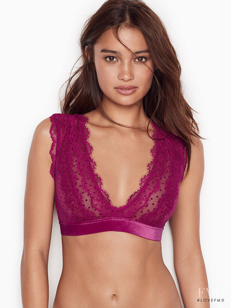 Kelsey Merritt featured in  the Victoria\'s Secret catalogue for Autumn/Winter 2018