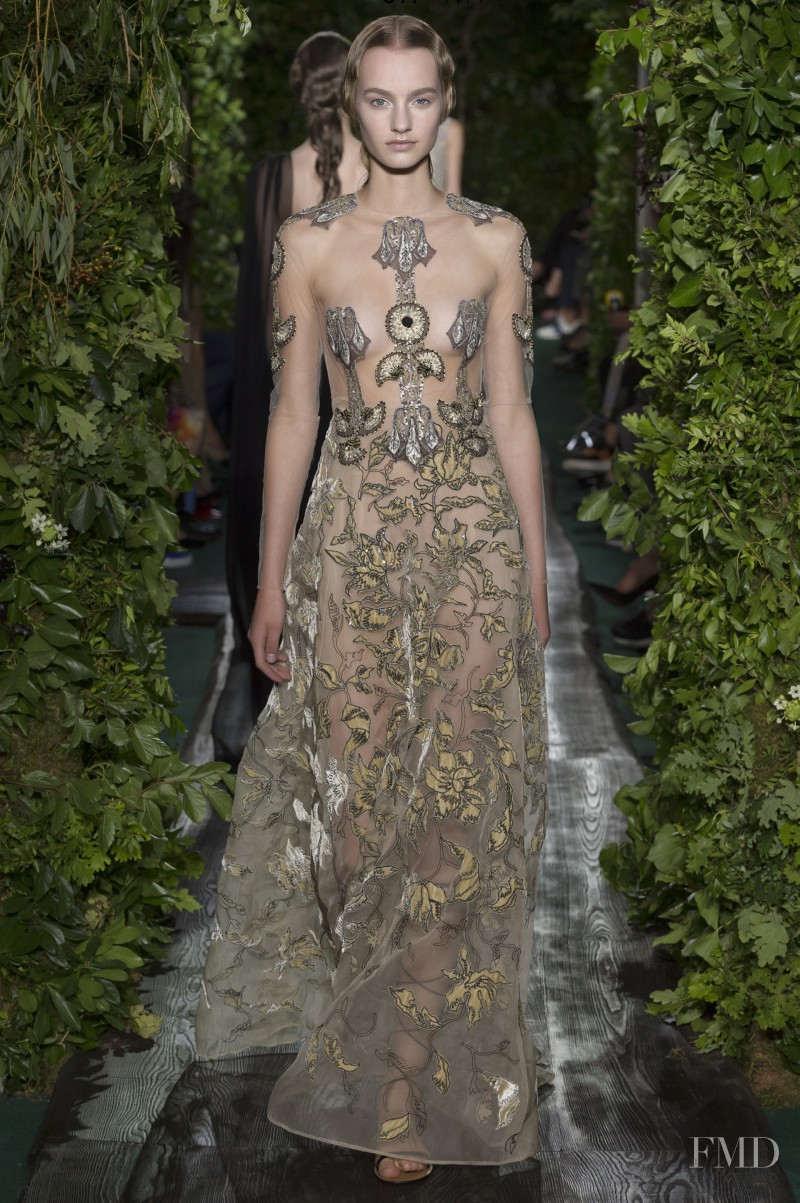 Maartje Verhoef featured in  the Valentino Couture fashion show for Autumn/Winter 2014