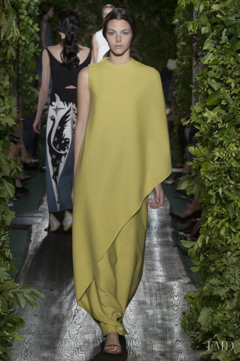 Vittoria Ceretti featured in  the Valentino Couture fashion show for Autumn/Winter 2014