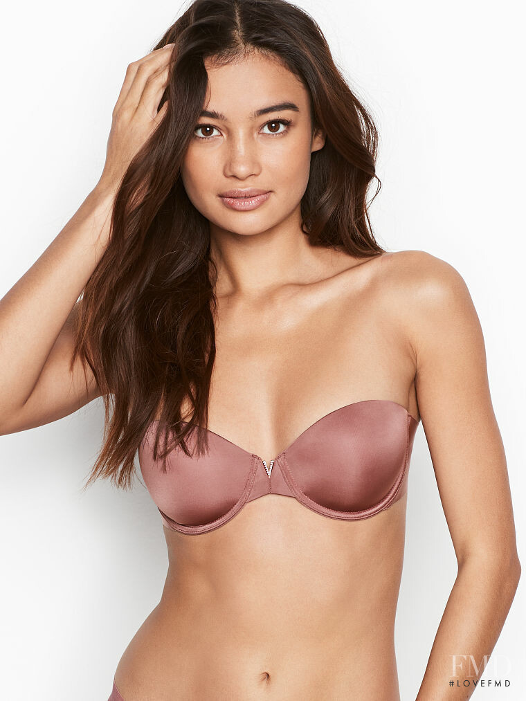 Kelsey Merritt featured in  the Victoria\'s Secret catalogue for Spring/Summer 2019