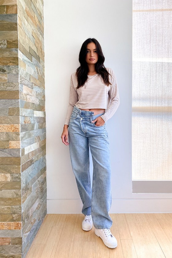 Kelsey Merritt featured in  the Lulus catalogue for Autumn/Winter 2020