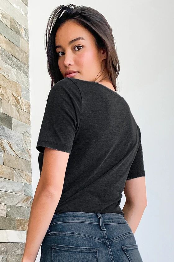Kelsey Merritt featured in  the Lulus catalogue for Autumn/Winter 2020