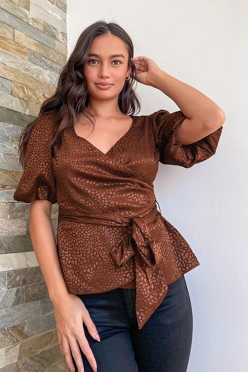 Kelsey Merritt featured in  the Lulus catalogue for Autumn/Winter 2020
