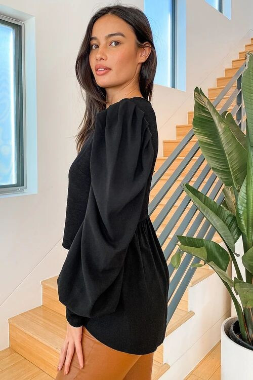 Kelsey Merritt featured in  the Lulus catalogue for Autumn/Winter 2020