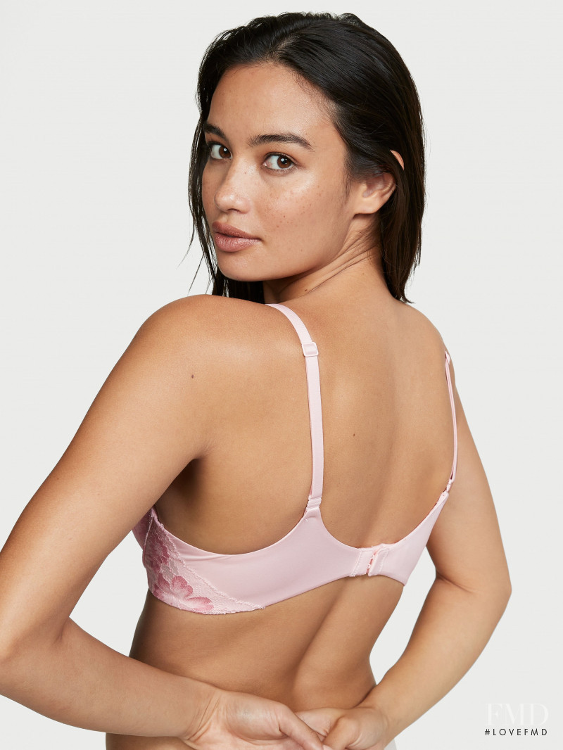 Kelsey Merritt featured in  the Victoria\'s Secret catalogue for Autumn/Winter 2021