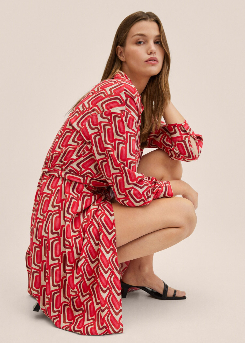 Luna Bijl featured in  the Mango catalogue for Spring/Summer 2022