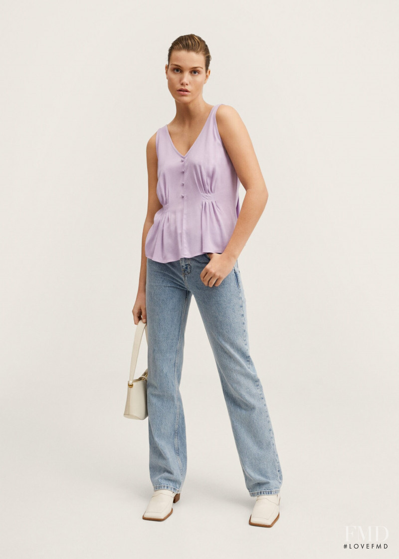 Luna Bijl featured in  the Mango catalogue for Spring/Summer 2022