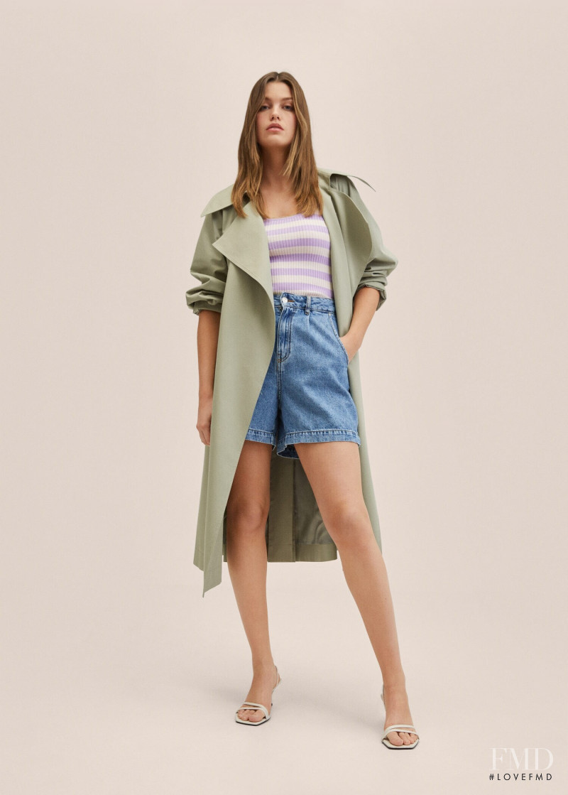 Luna Bijl featured in  the Mango catalogue for Spring/Summer 2022