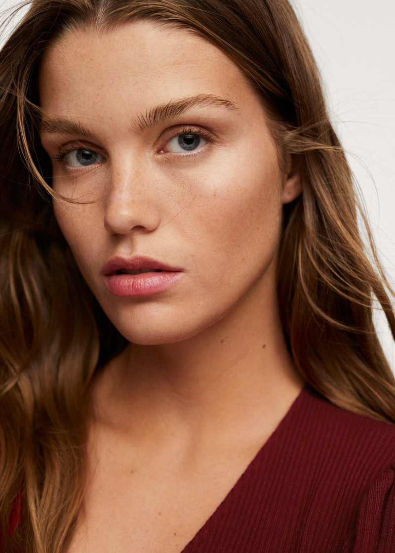 Luna Bijl featured in  the Mango catalogue for Spring/Summer 2022