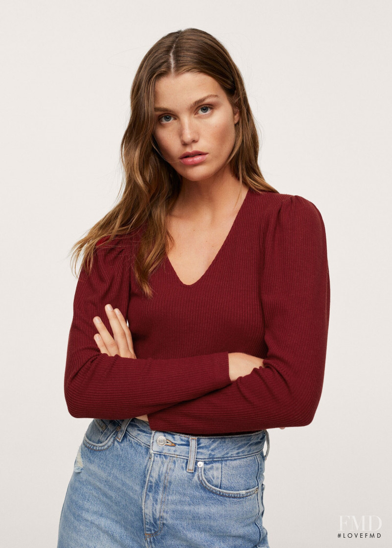 Luna Bijl featured in  the Mango catalogue for Spring/Summer 2022