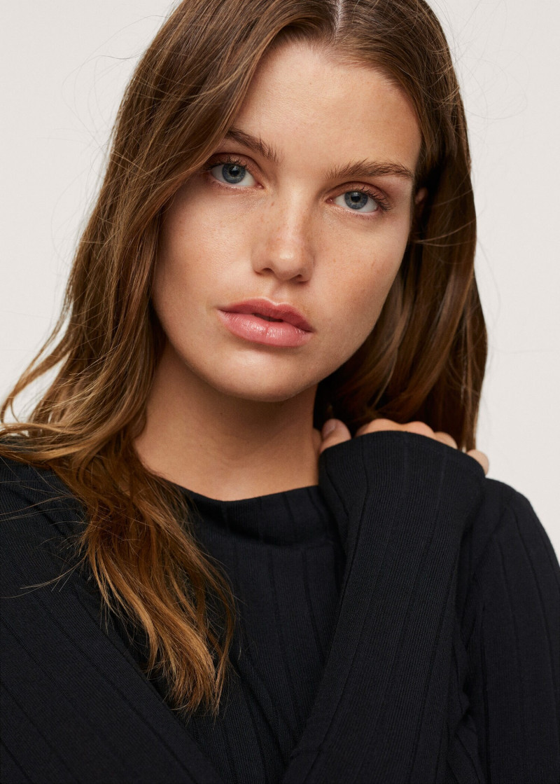 Luna Bijl featured in  the Mango catalogue for Spring/Summer 2022