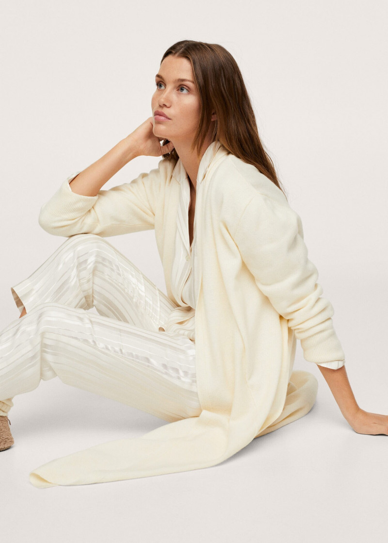 Luna Bijl featured in  the Mango catalogue for Spring/Summer 2022