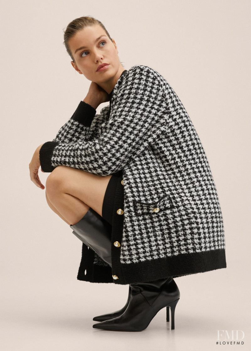 Luna Bijl featured in  the Mango catalogue for Spring/Summer 2022