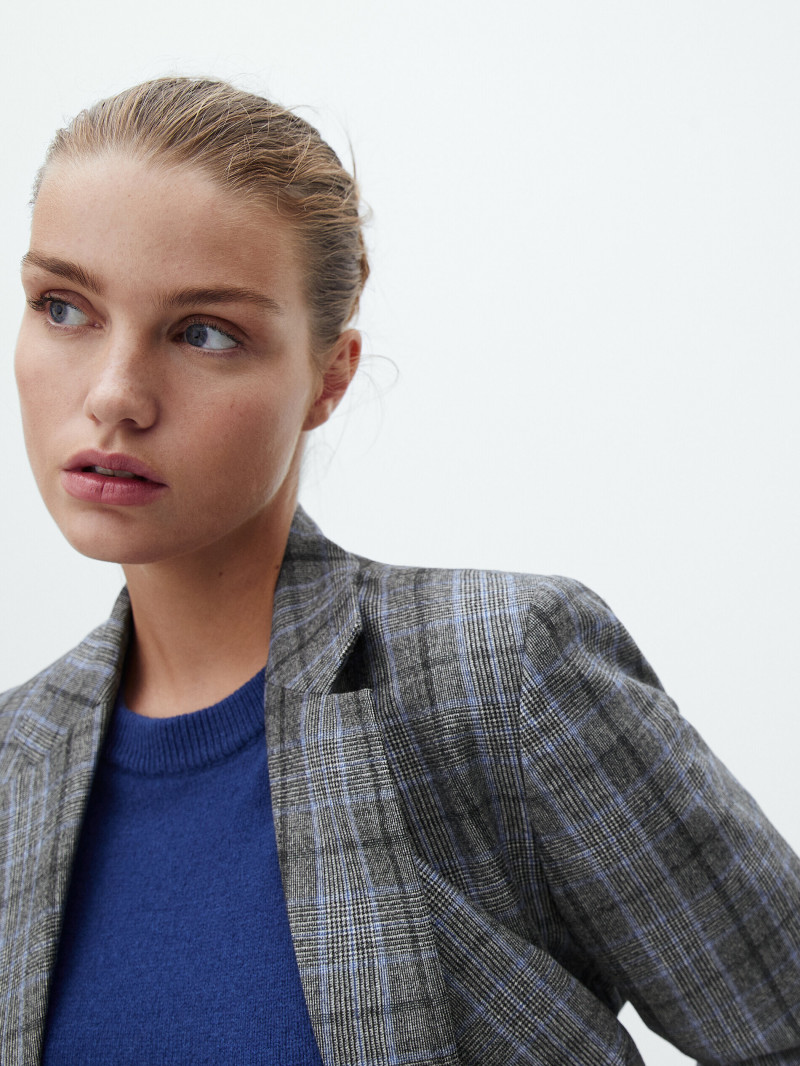 Luna Bijl featured in  the Massimo Dutti catalogue for Winter 2021