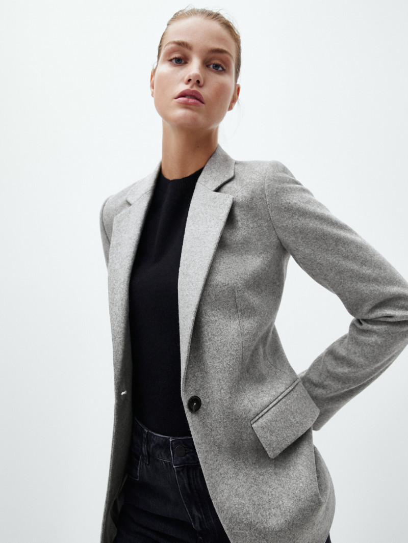 Luna Bijl featured in  the Massimo Dutti catalogue for Winter 2021