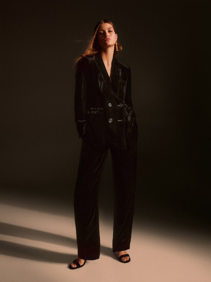 Luna Bijl featured in  the Massimo Dutti catalogue for Winter 2021