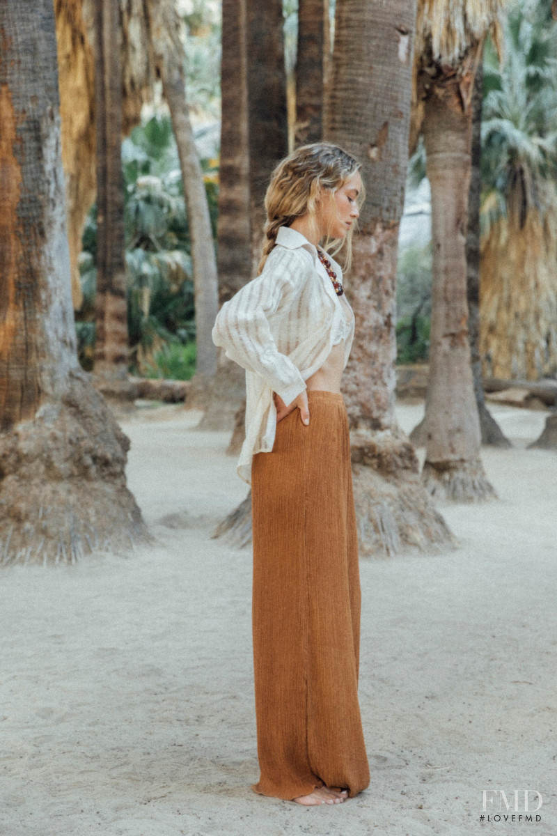 Hannah Ferguson featured in  the Savannah Morrow catalogue for Summer 2022