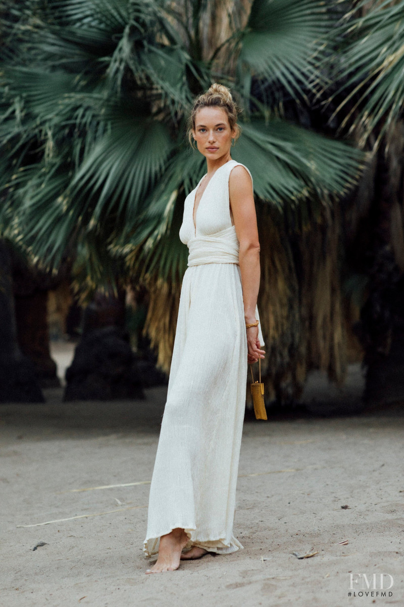 Hannah Ferguson featured in  the Savannah Morrow catalogue for Summer 2022