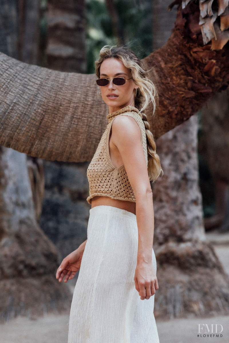 Hannah Ferguson featured in  the Savannah Morrow catalogue for Summer 2022