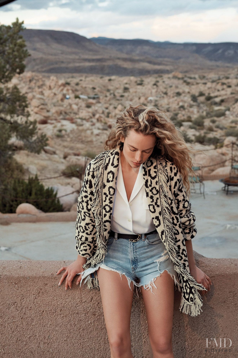 Hannah Ferguson featured in  the InterMix lookbook for Spring 2020