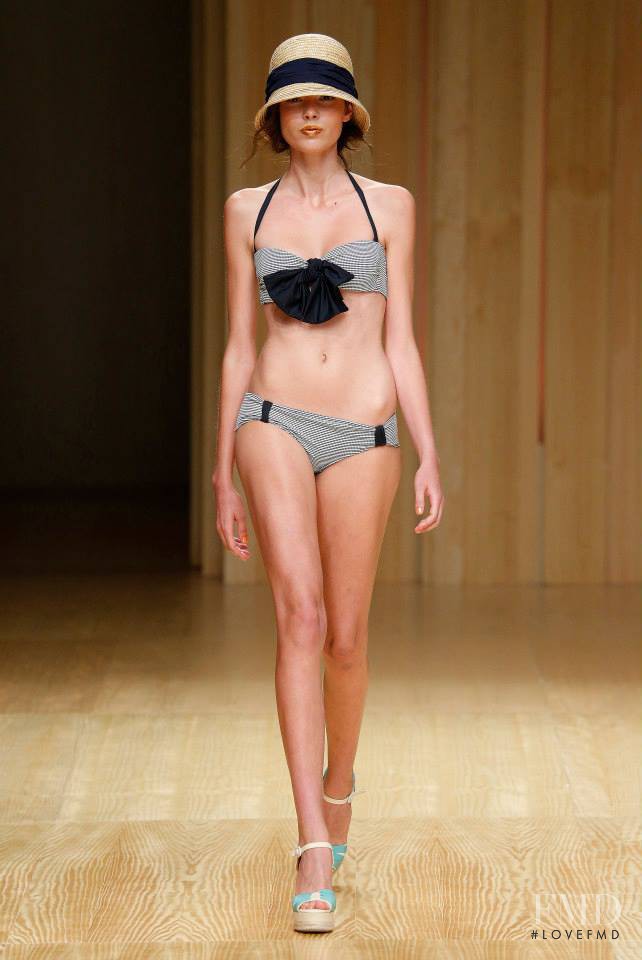 Guillermina Baeza fashion show for Spring/Summer 2015