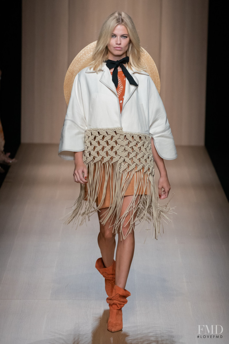 Genny fashion show for Spring/Summer 2020