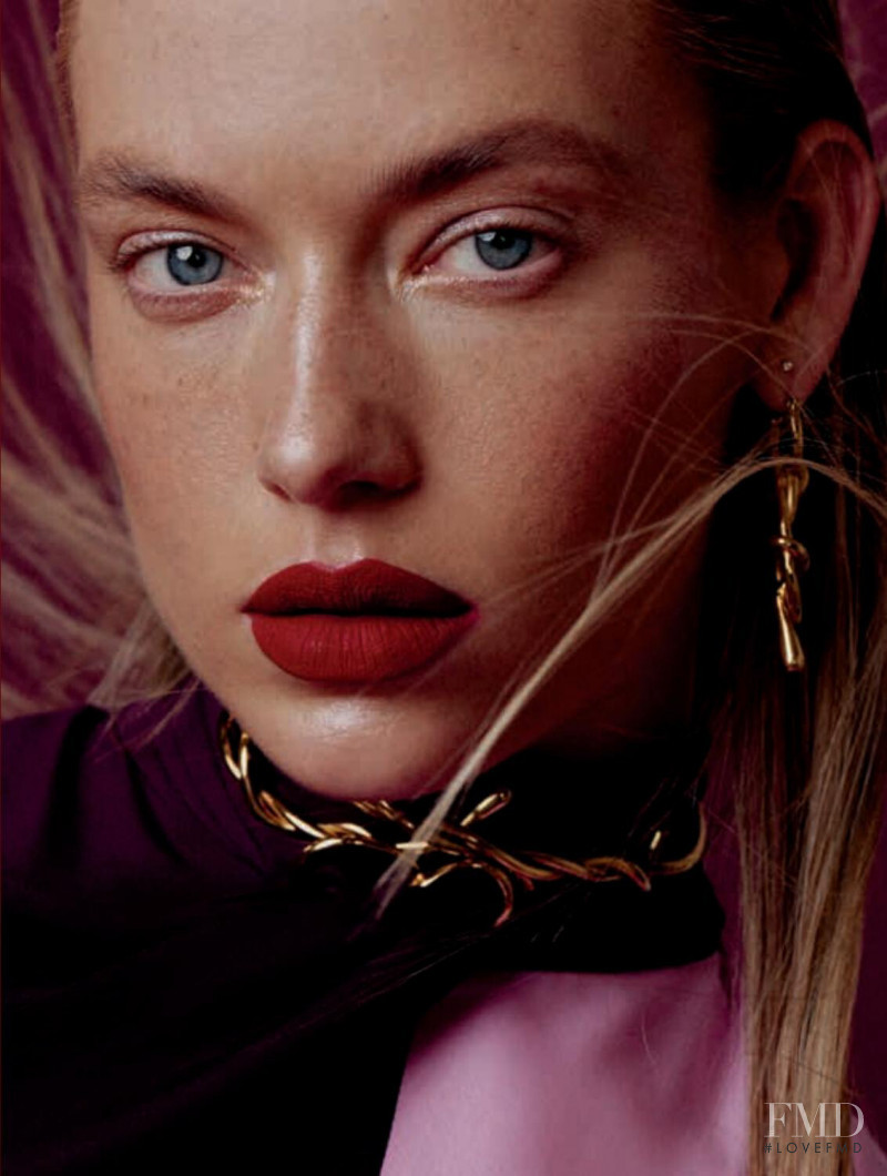 Hannah Ferguson featured in  the Le Lis Blanc catalogue for Spring/Summer 2019