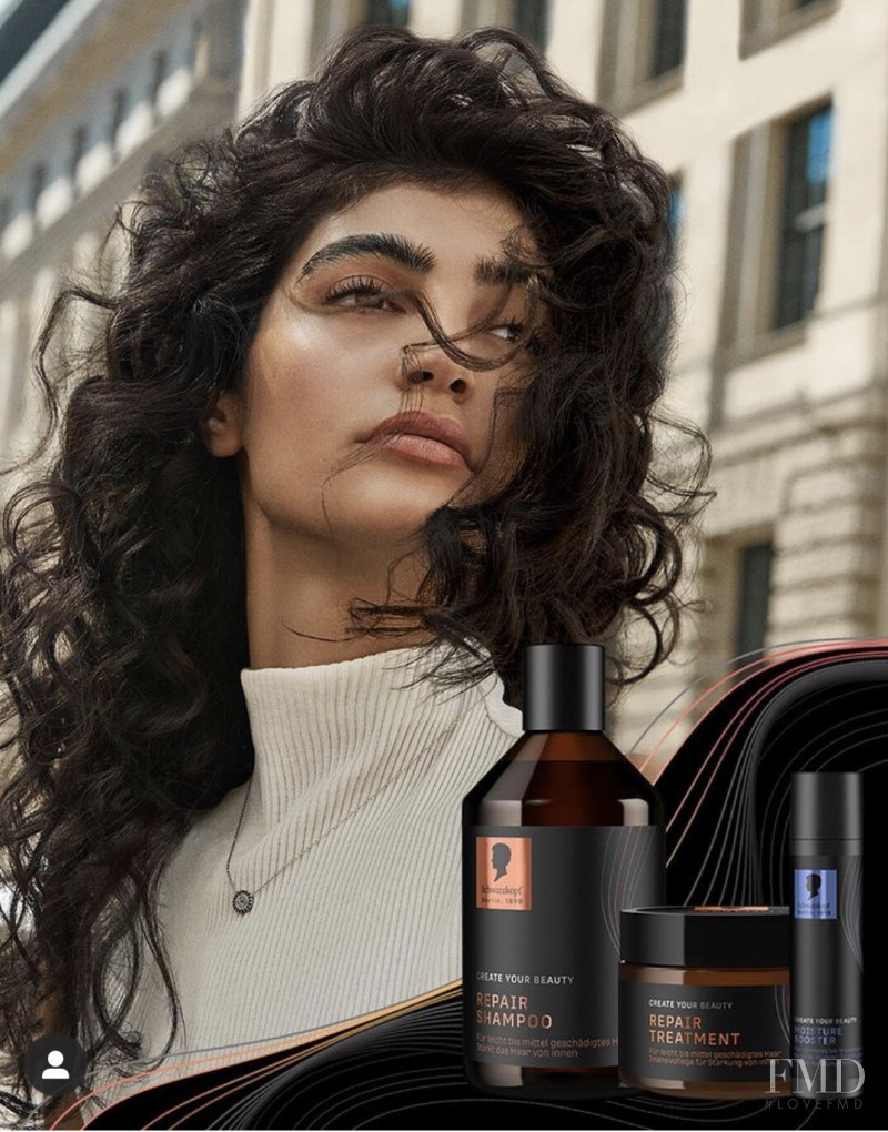 Soulin Omar featured in  the Schwarzkopf advertisement for Autumn/Winter 2021