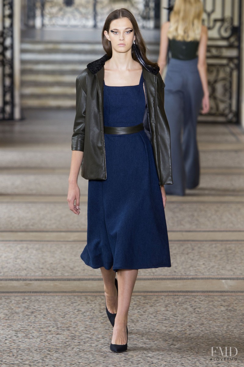 Marylou Moll featured in  the Didit Hediprasetyo fashion show for Autumn/Winter 2014