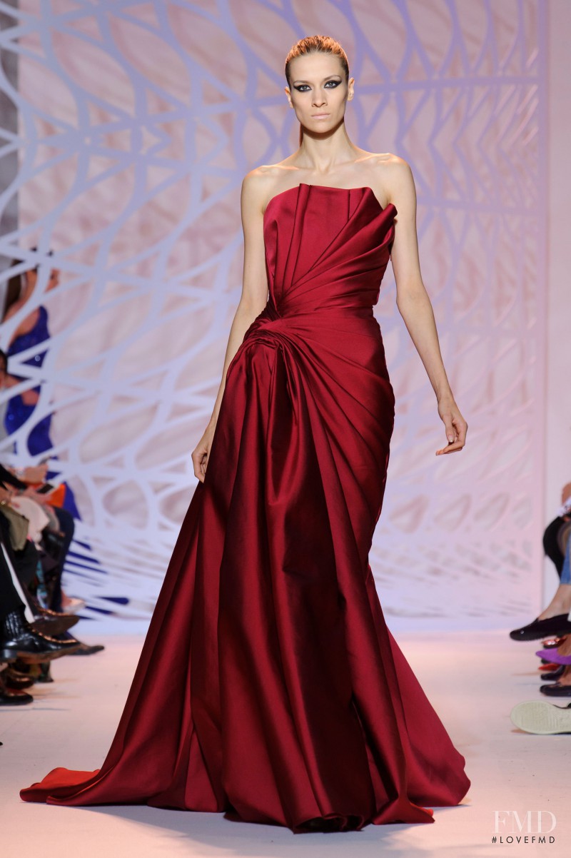 Vaiora Cob Strogonova featured in  the Zuhair Murad fashion show for Autumn/Winter 2014