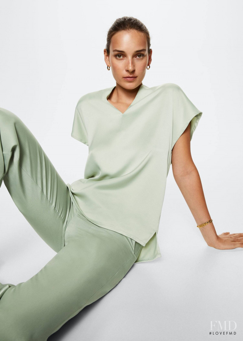 Julia Bergshoeff featured in  the Mango catalogue for Pre-Fall 2022