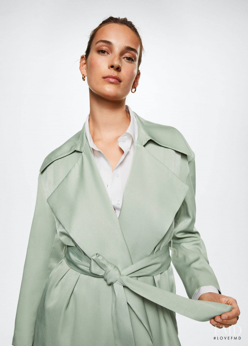 Julia Bergshoeff featured in  the Mango catalogue for Pre-Fall 2022