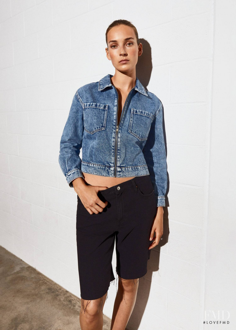 Julia Bergshoeff featured in  the Mango catalogue for Pre-Fall 2022